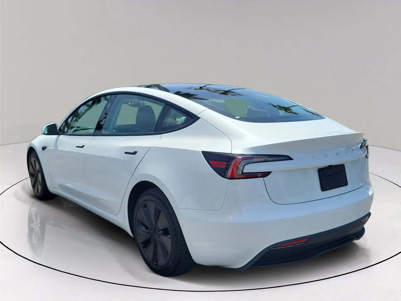 Used 2024 White Tesla Base image 6