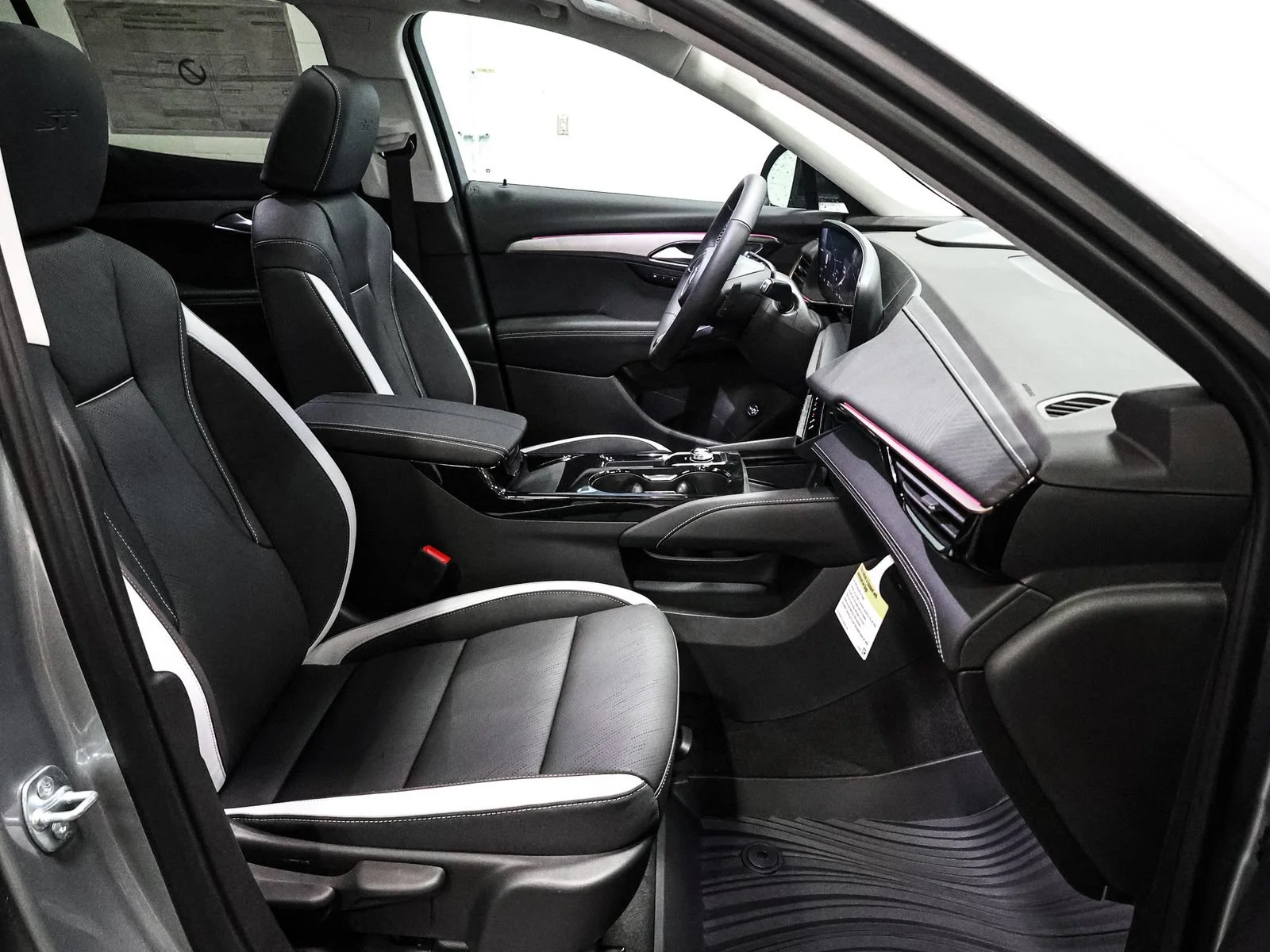 2026 Buick Envision Sport Touring - Photo 23