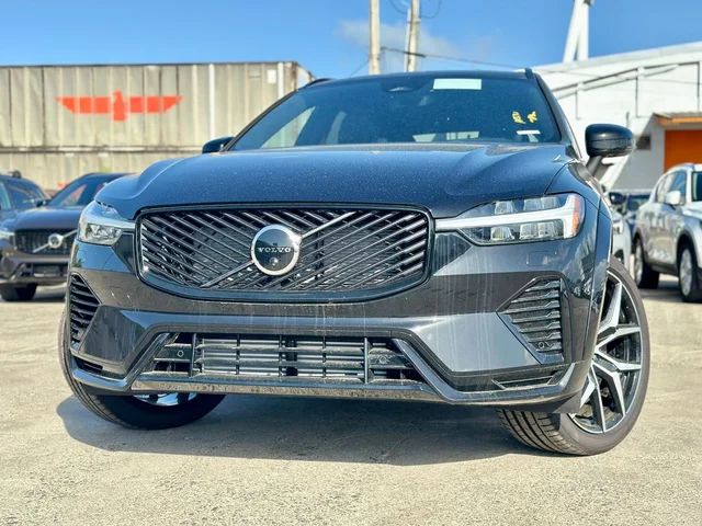 2026 Volvo XC60 Plug-In Hybrid T8 Polestar Engineered