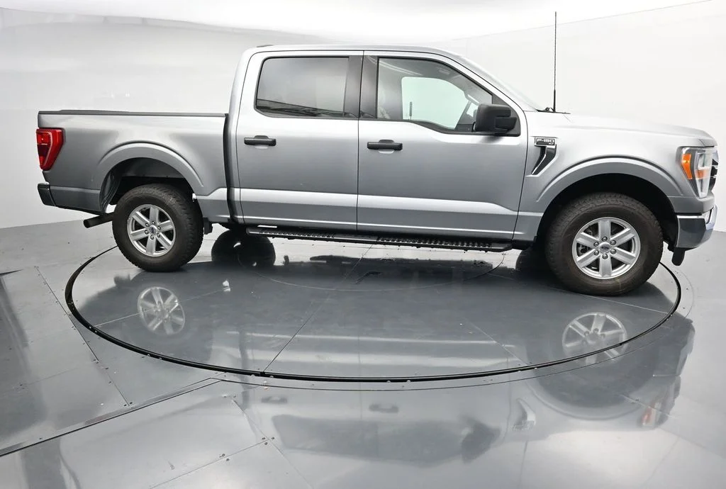 Used 2022 Silver Ford XLT image 8