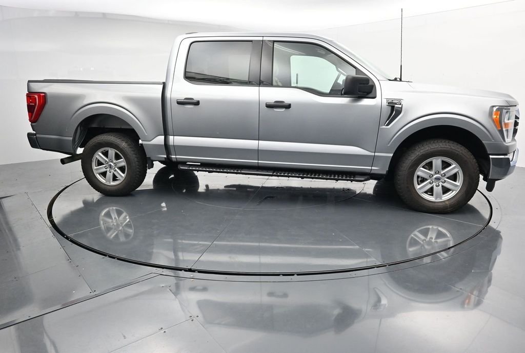 Used 2022 Silver Ford XLT image 9