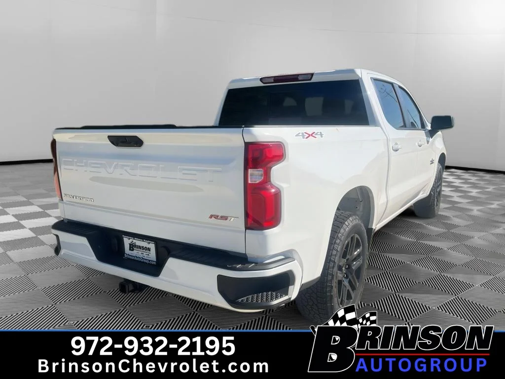 New 2026 Summit White Chevrolet RST image 8