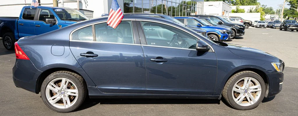 Used 2015 Blue Volvo T5 Premier image 7