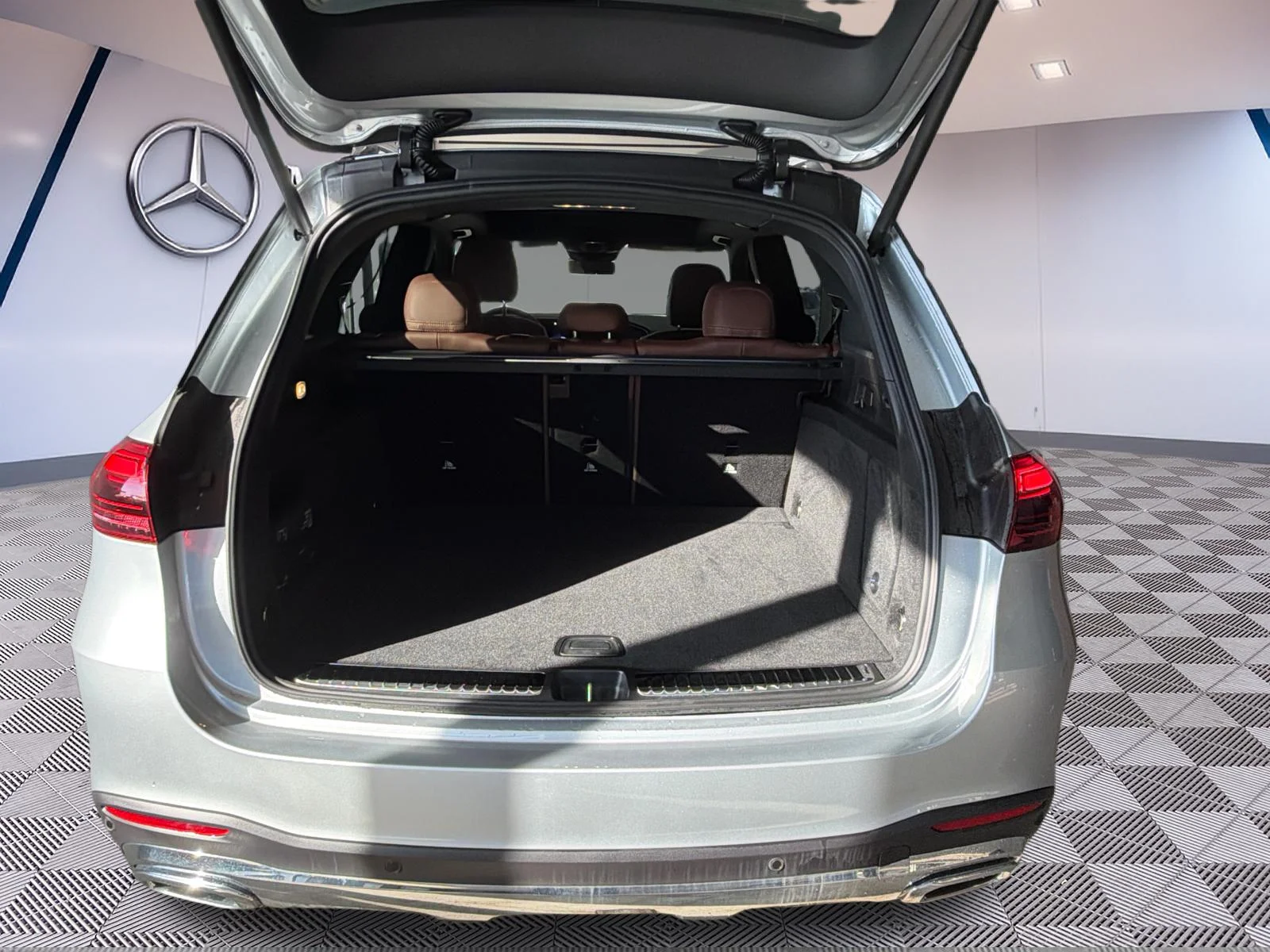 Used 2026 Silver Mercedes-Benz Gle 4matic Suv image 7
