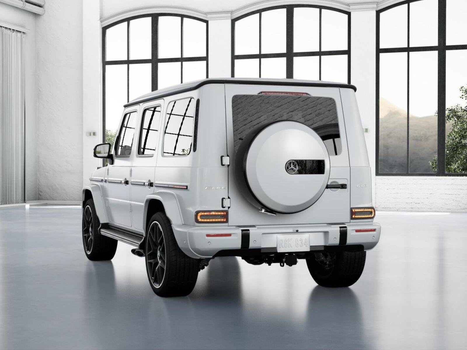New 2027 MANUFAKTUR Moonlight White Magno Mercedes-Benz G 63 AMG® image 27