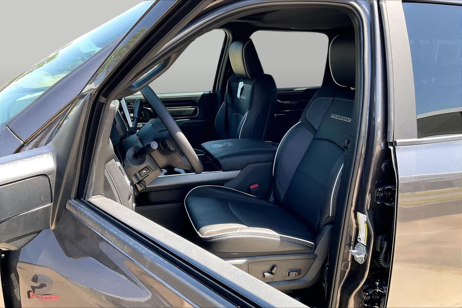 New 2027 Granite Crystal Metallic Clear-Coat Exterior Paint RAM Laramie image 9