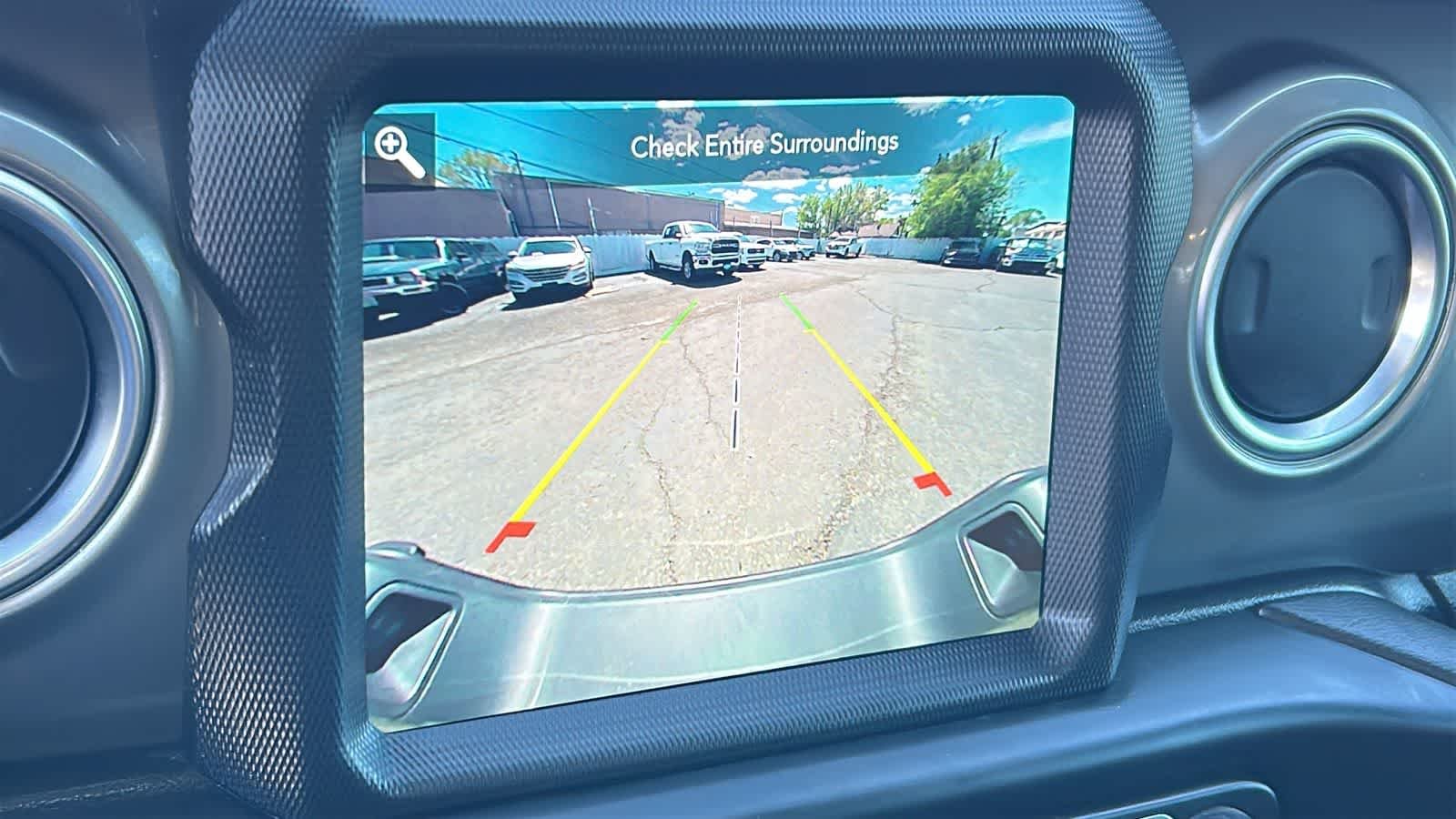 Used 2022 Sarge Green Clearcoat Jeep Overland image 16