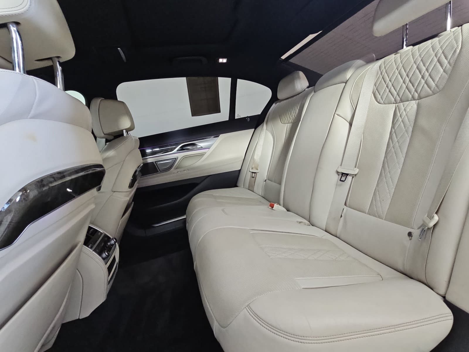 Used 2021 Gray BMW 740i image 14