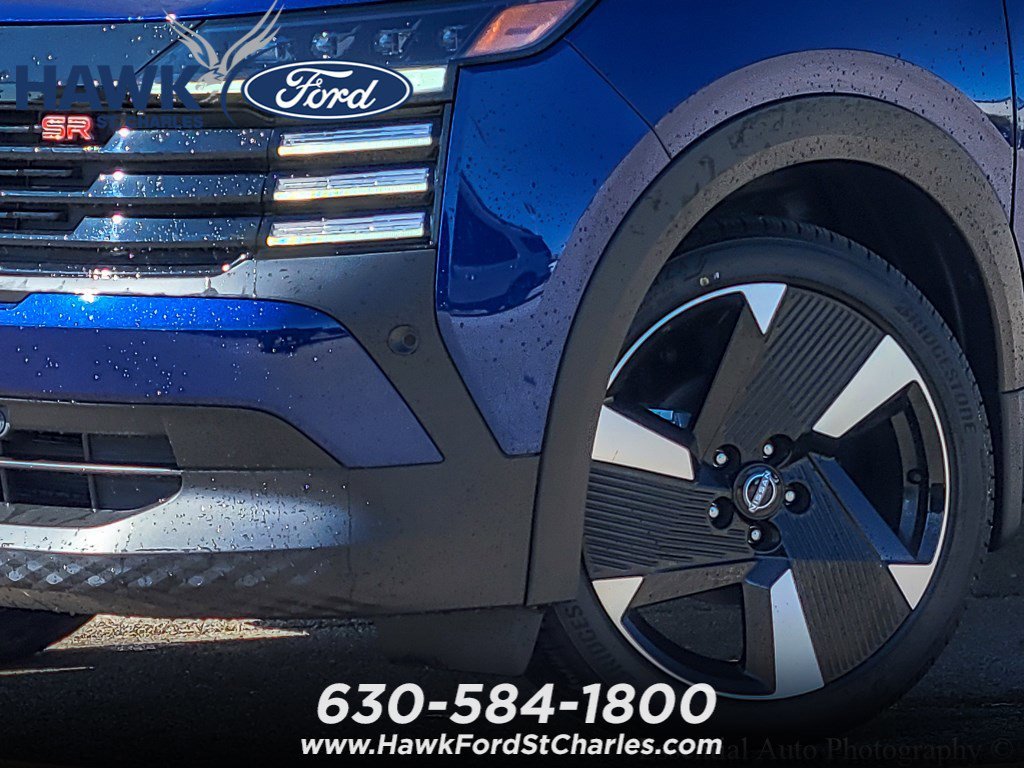 Used 2025 Deep Blue Pearl Nissan SR image 3