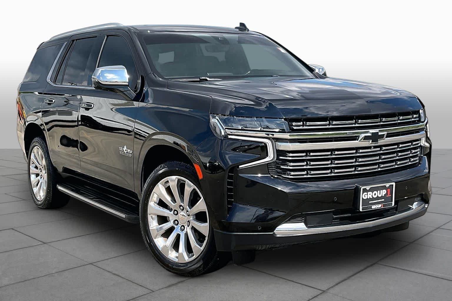 Used 2024 Ebony Twilight Metallic GMC SLE image 3