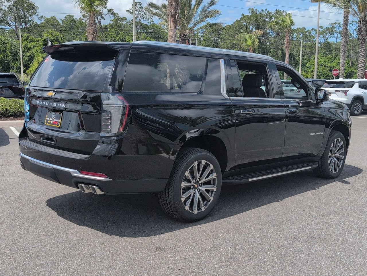 2026 Chevrolet Suburban High Country - Photo 8