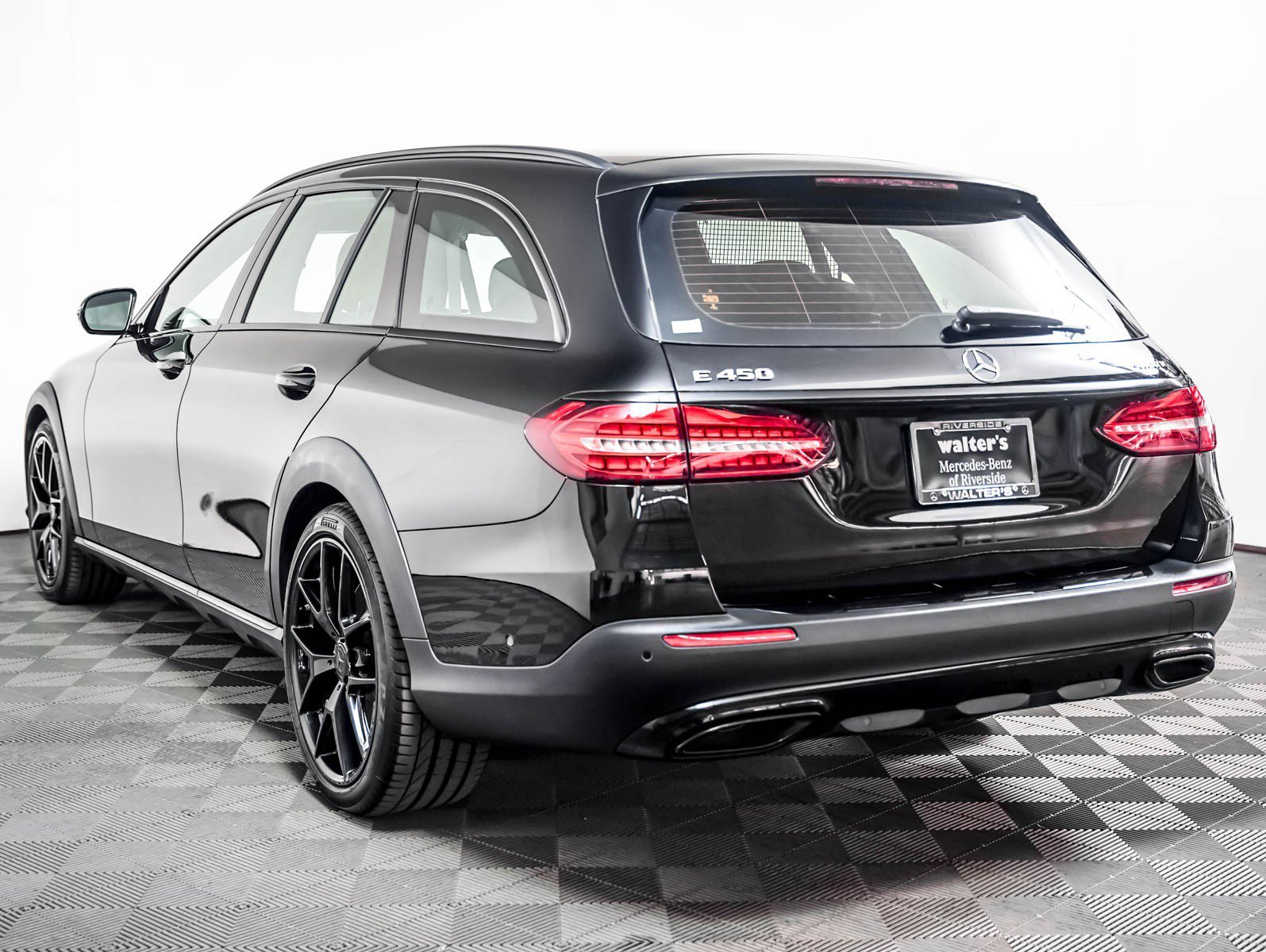 Certified Used 2023 Obsidian Black Metallic Mercedes-Benz E 450 4MATIC® All-Terrain Wagon image 2