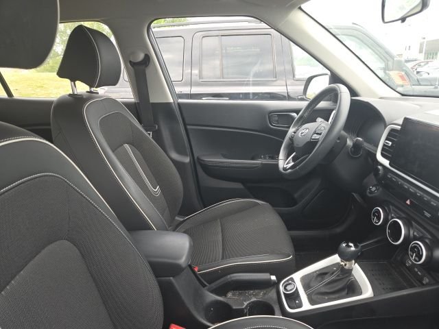 Used 2023 Ecotronic Gray Hyundai Limited image 4