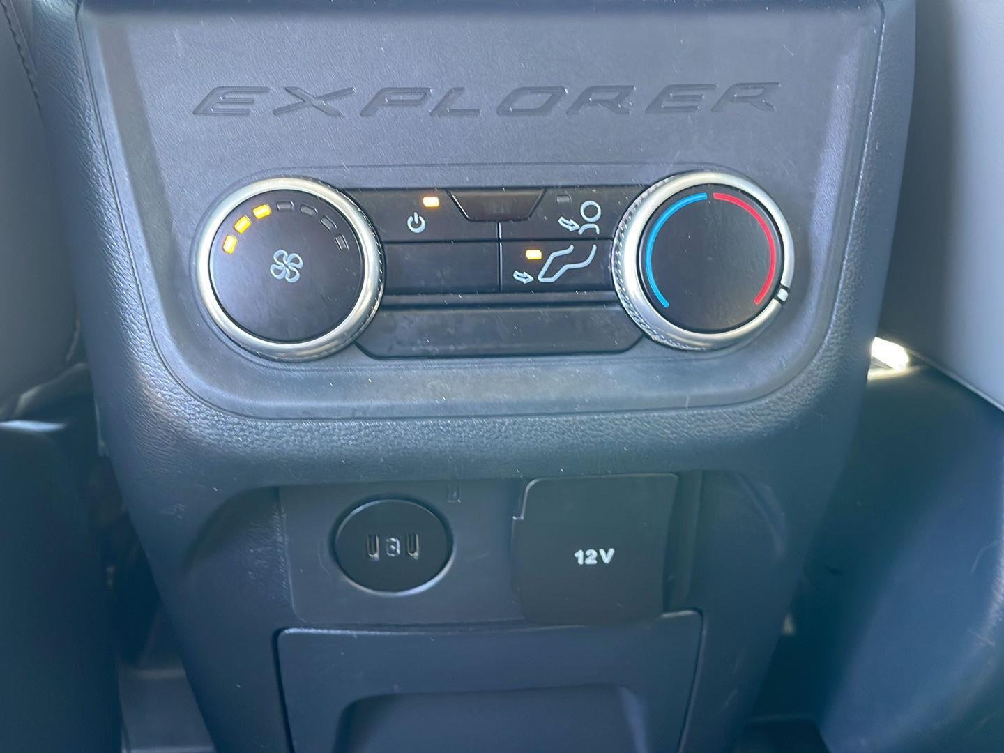 Used 2025 Star White Ford Active image 31