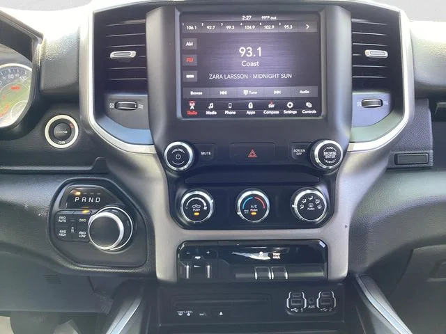Used 2019 Crystal Metallic Ram Big Horn/Lone Star image 11