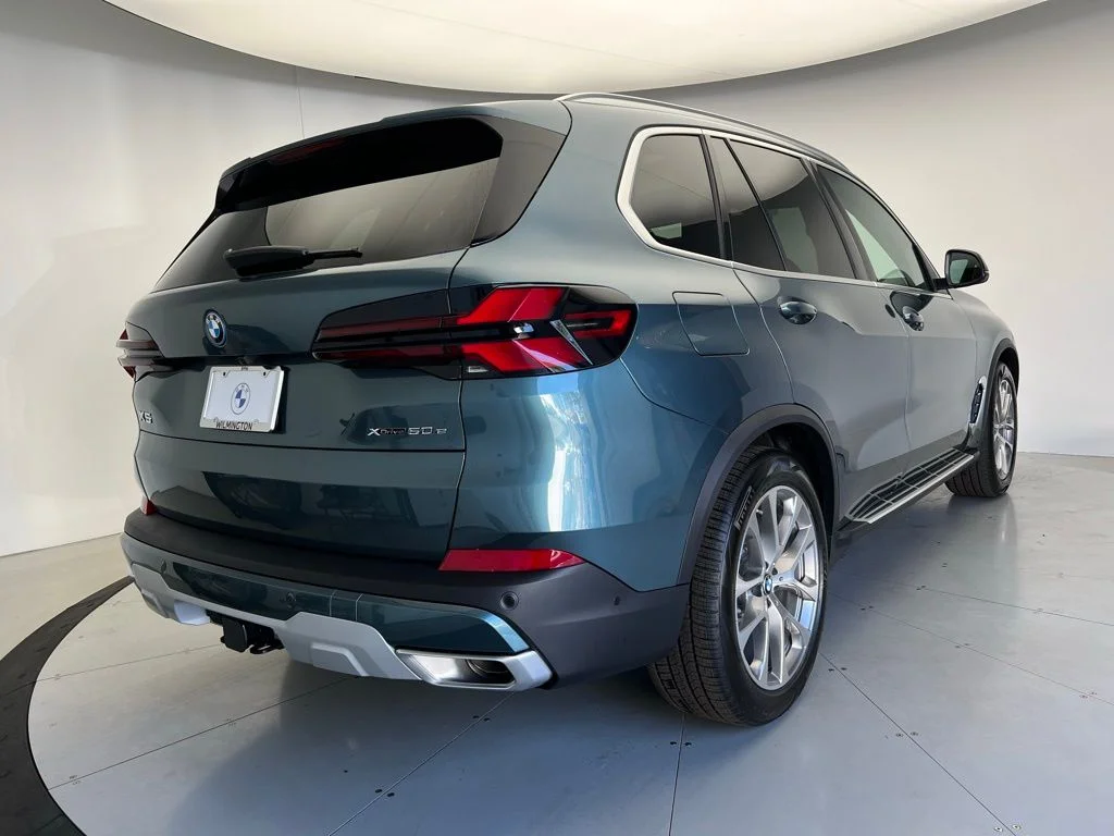 Used 2026 Blue BMW xDrive50e image 3