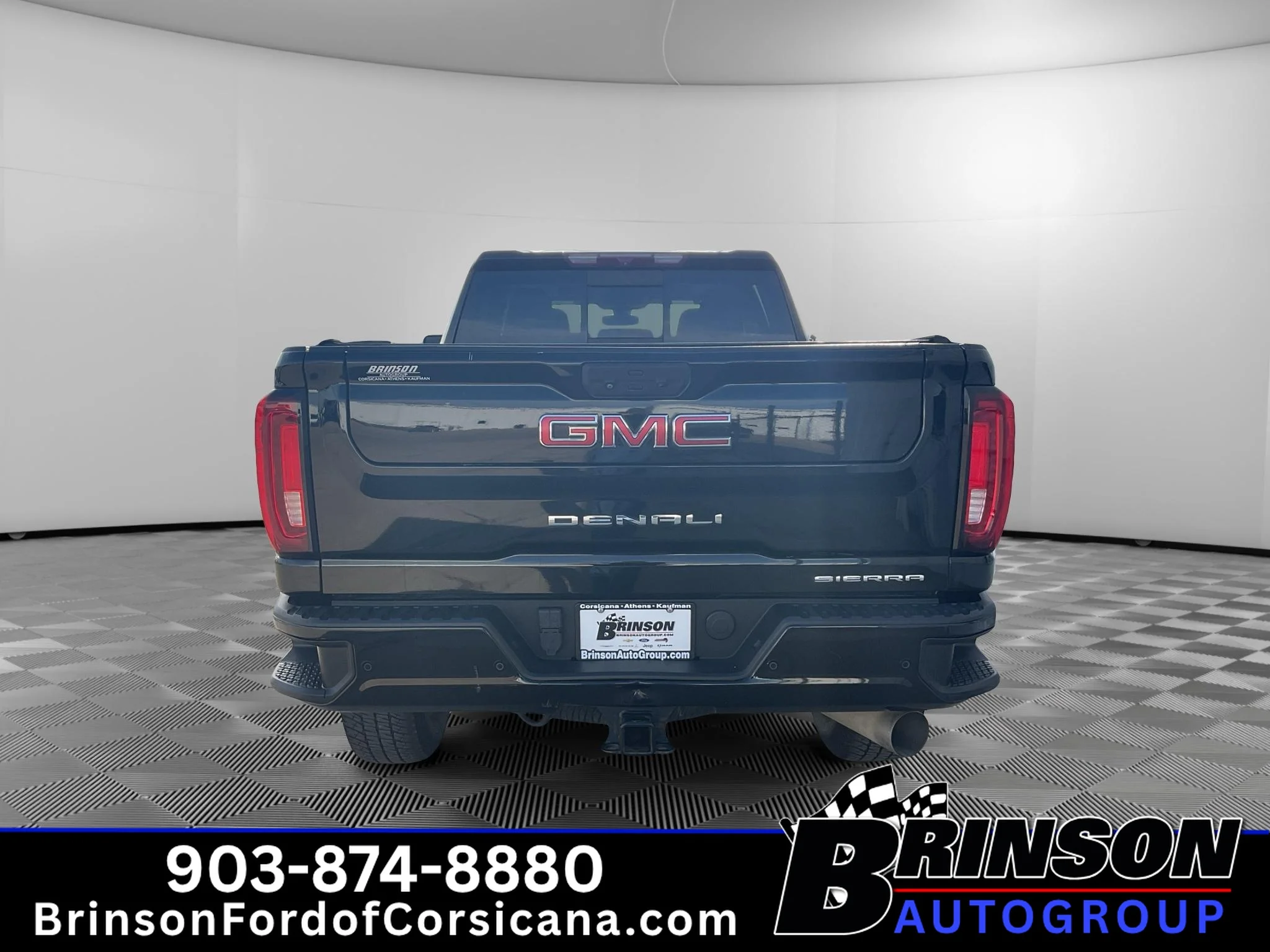 Used 2022 Onyx Black GMC Denali image 6