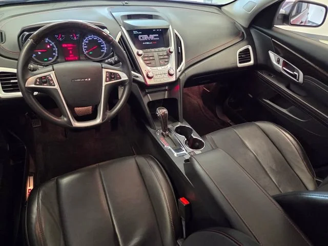 Used 2015 CRYSTAL RED TINTCOAT GMC Denali image 14