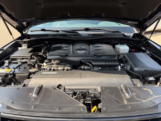 Used 2024 Blue Pearl Nissan SL image 27