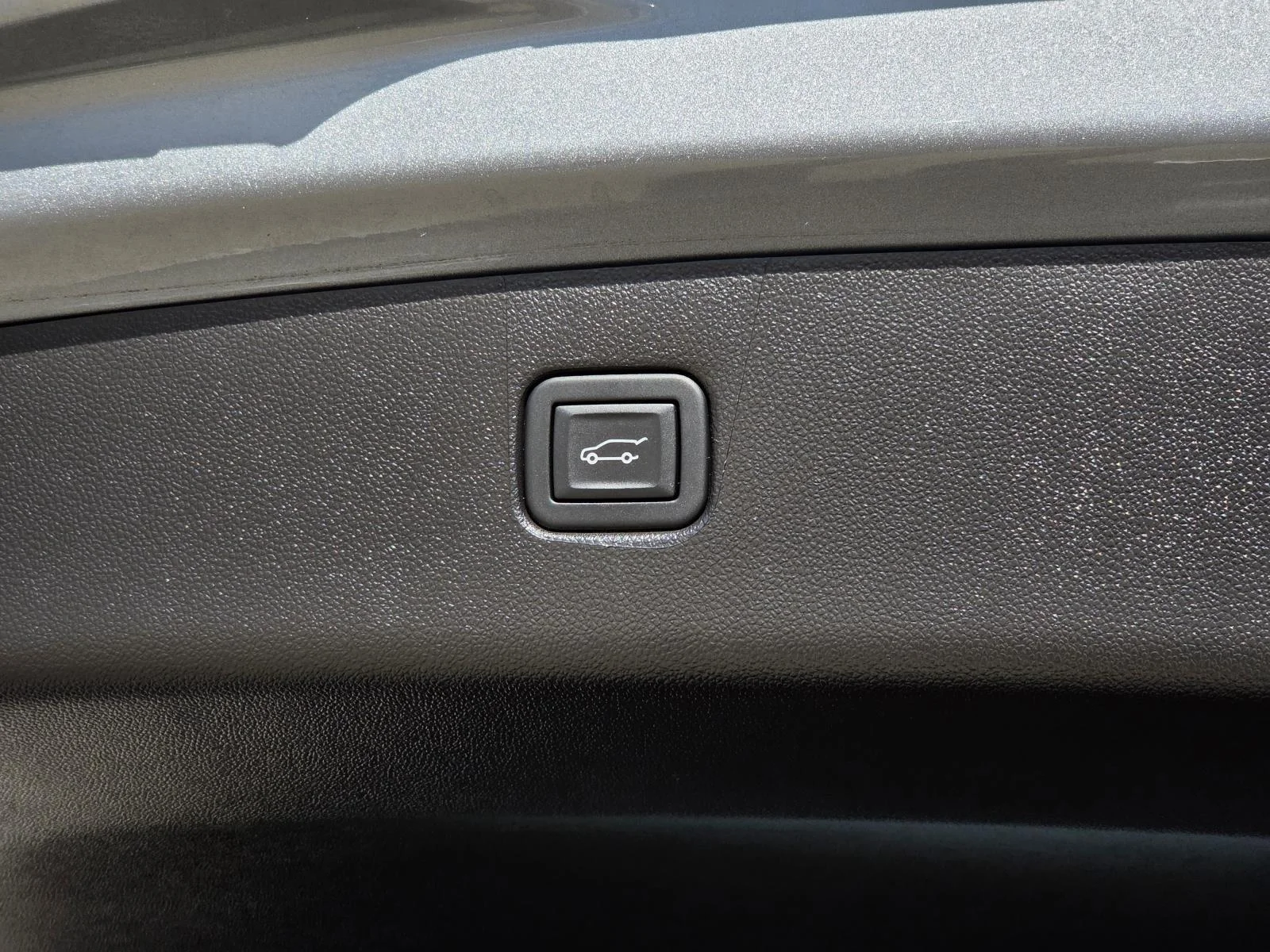 Used 2024 Sterling Gray Metallic Chevrolet LT image 10