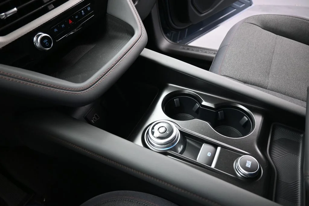 2026 Ford Explorer Active - Photo 15