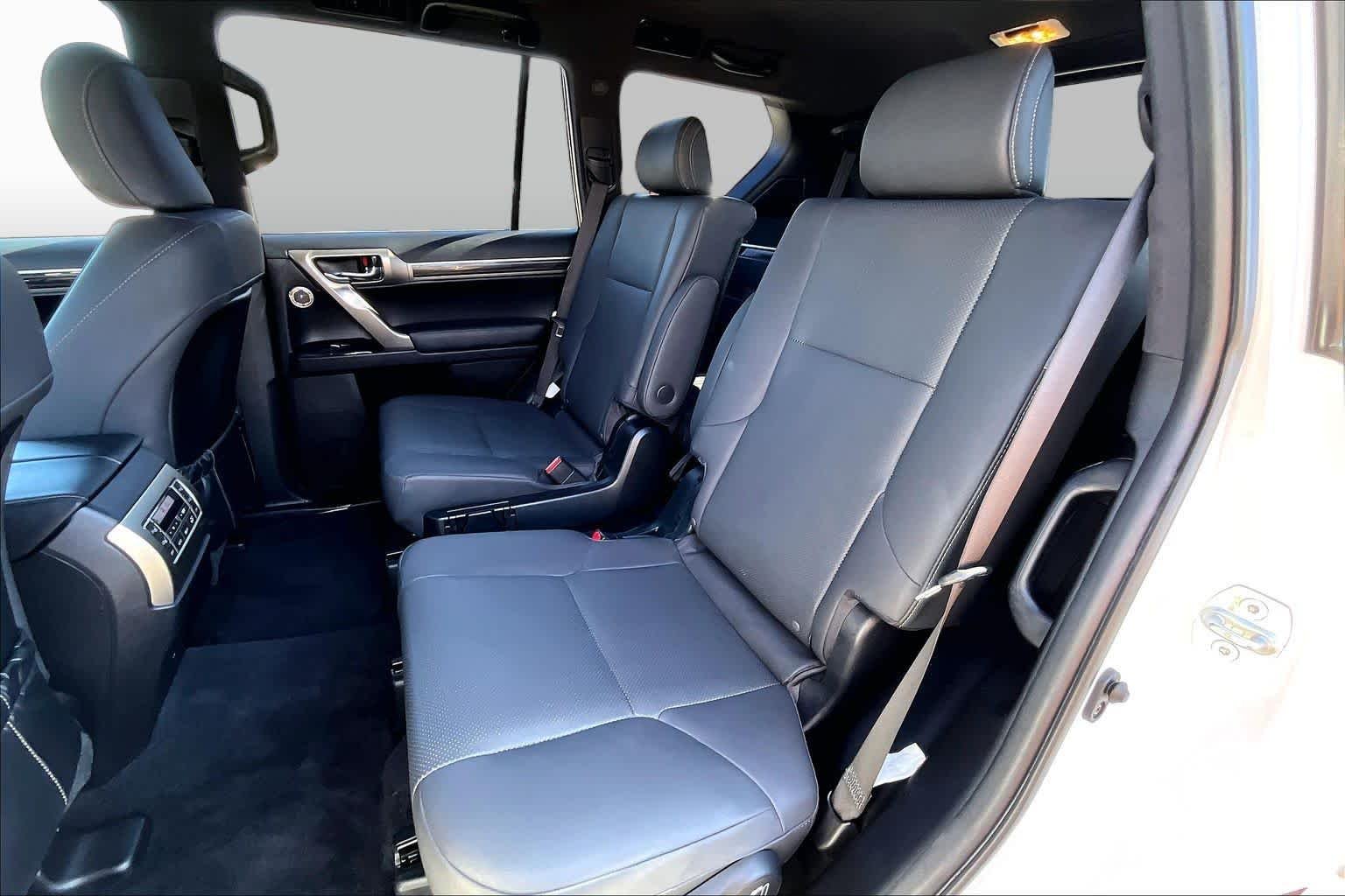 Used 2021 Starfire Pearl Lexus Premium image 18