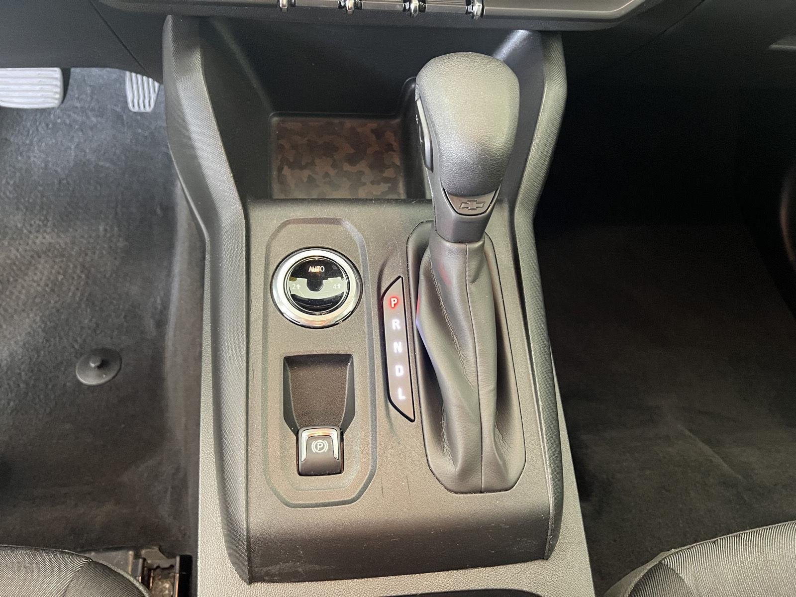 Used 2023 Sterling Gray Metallic Chevrolet Work Truck image 17