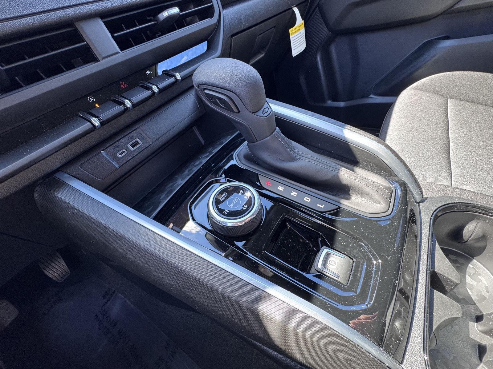 2026 Chevrolet Colorado Trail Boss - Photo 24