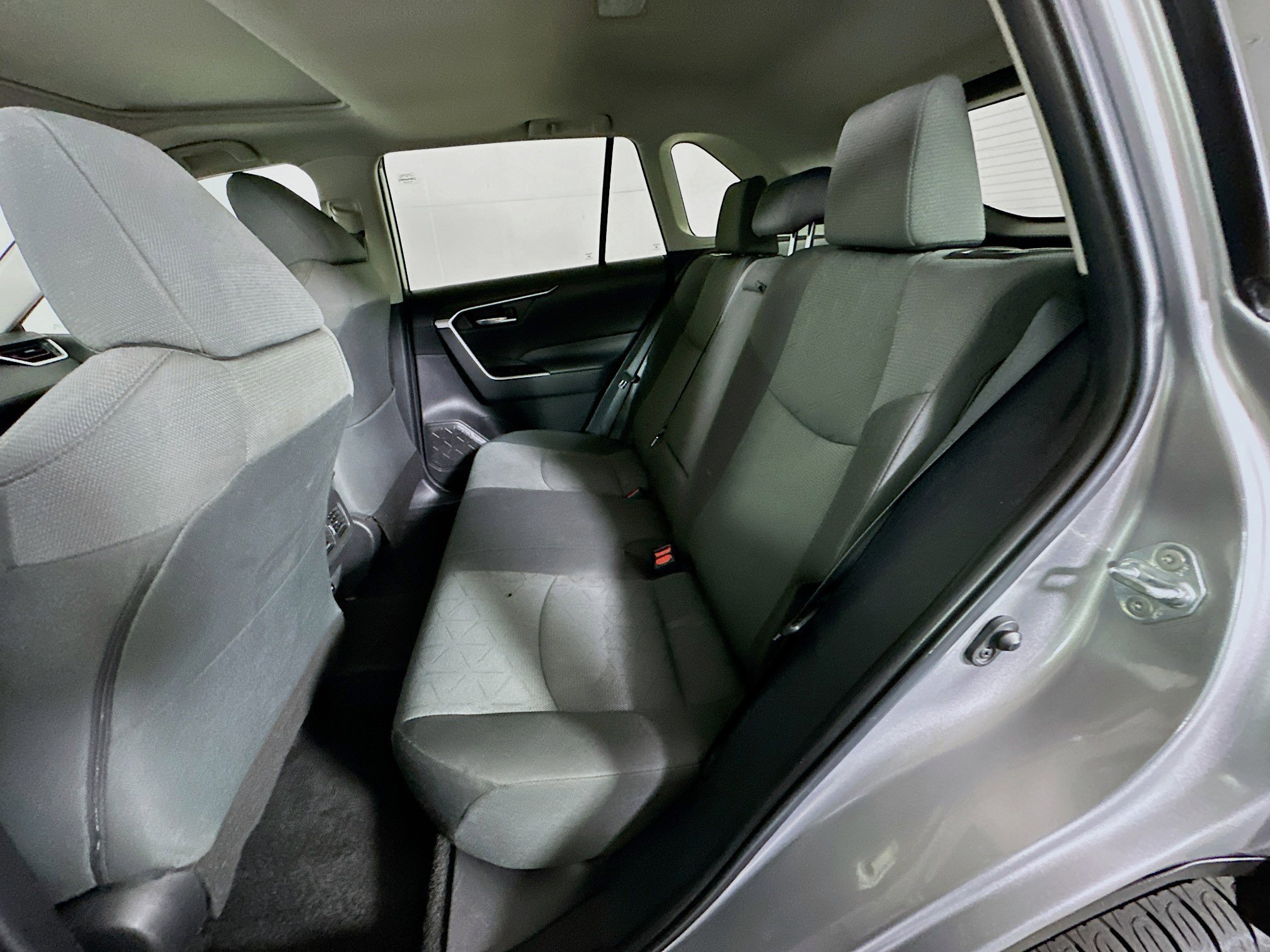 Used 2022 Silver Sky Metallic Toyota XLE image 26