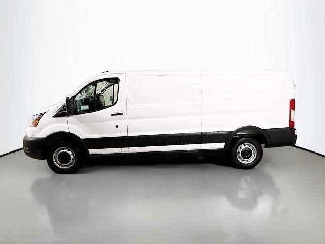 New 2026 Oxford White Ford Cargo Van image 32