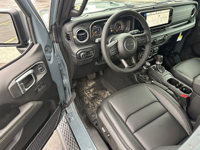 New 2026 Anvil Clear-Coat Exterior Paint Jeep Sahara image 28