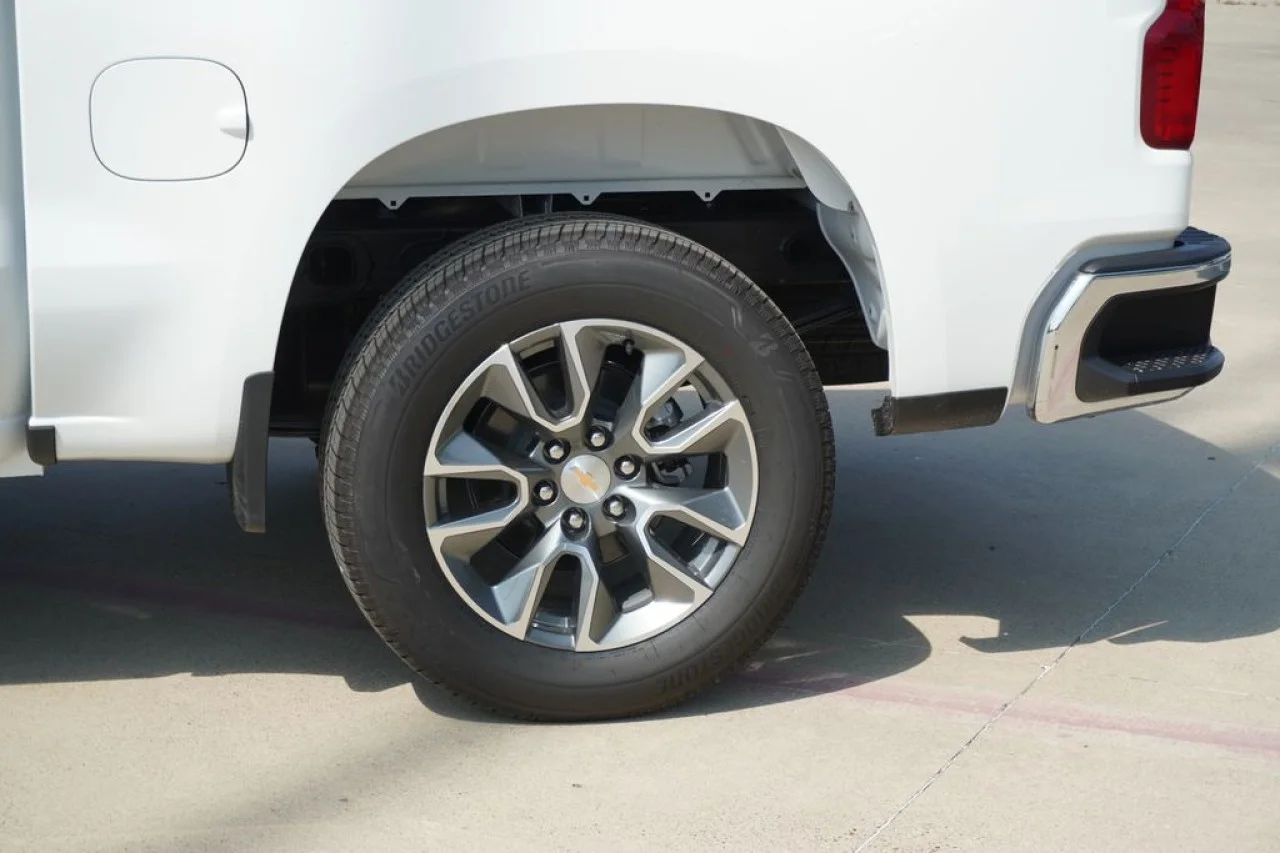 2026 Chevrolet Silverado 1500 LT - Photo 17