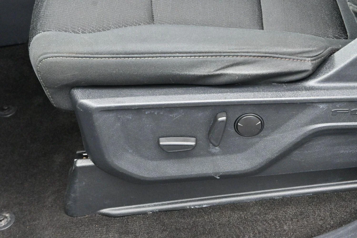 Used 2022 Agate Black Ford XLT image 15