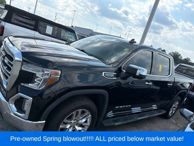 Used 2020 Black GMC SLT image 3