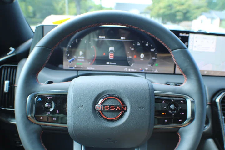 Used 2025 Gray Nissan PRO-4X 4WD image 9