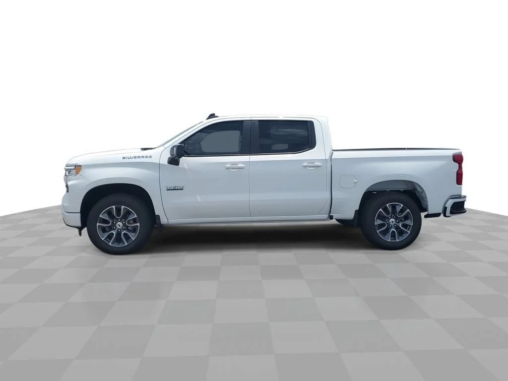 New 2026 Summit White Chevrolet RST image 5