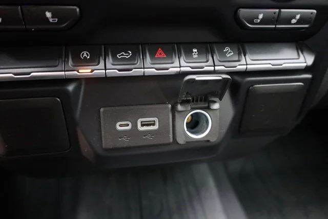 Used 2020 Gray GMC Elevation image 36