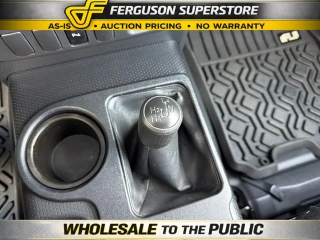 Used 2007 White Toyota Base image 15