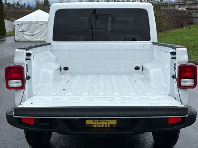 New 2026 Bright White Clear-Coat Exterior Paint Jeep Sport S image 7