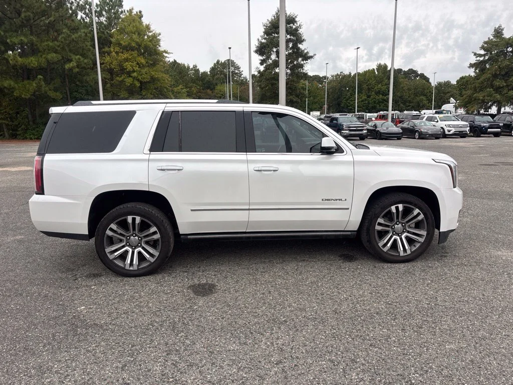 Used 2018 White GMC Denali image 22
