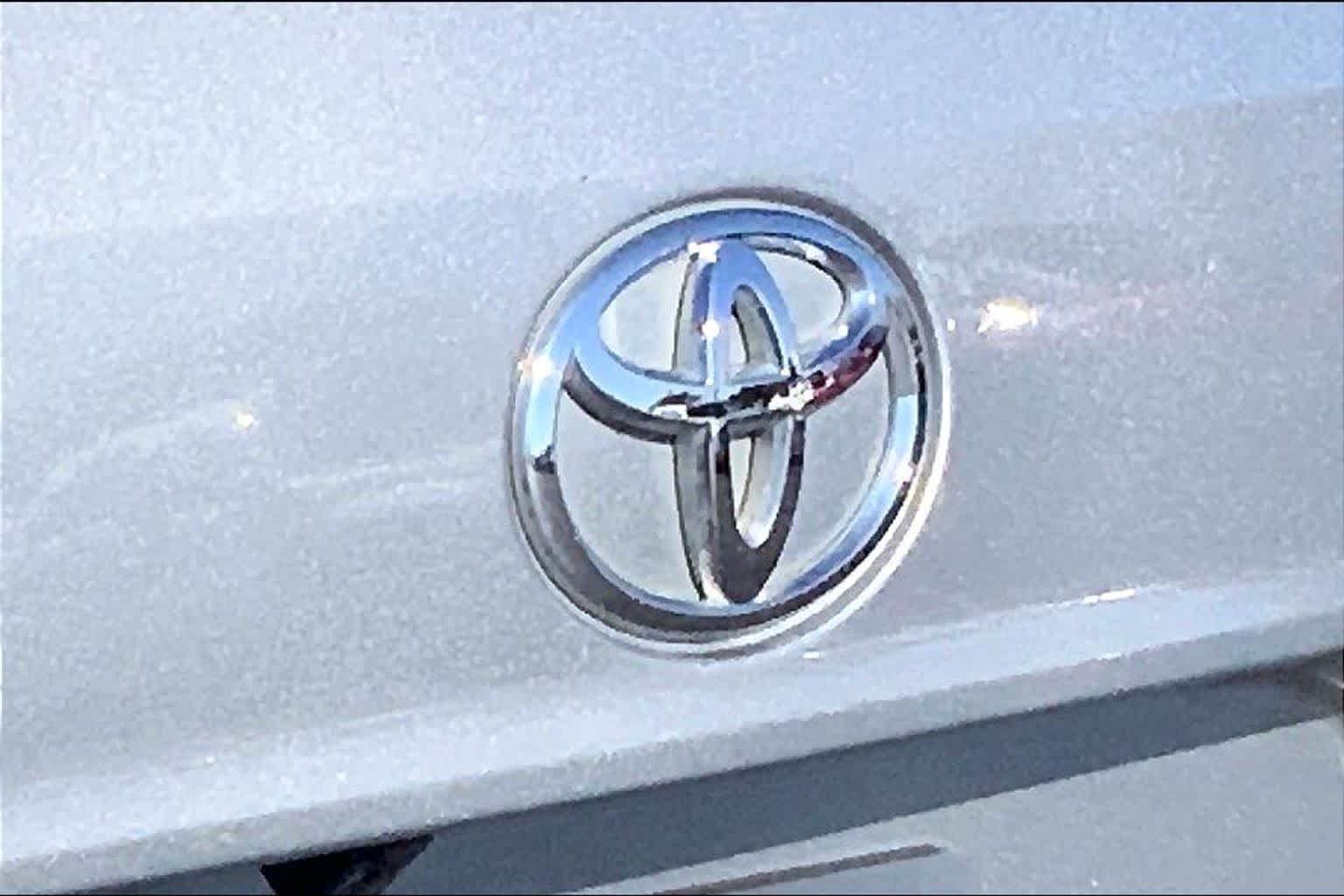 Used 2023 Celestial Silver Metallic Toyota XSE image 30