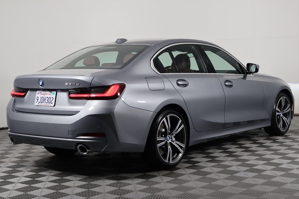 Certified Used 2024 Skyscraper Grey Metallic BMW 330e iPerformance image 4