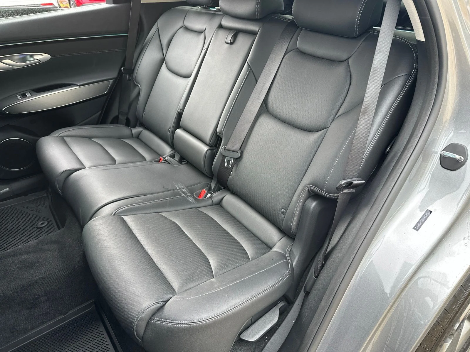 Used 2026 Silver Genesis 2.5T Select image 7