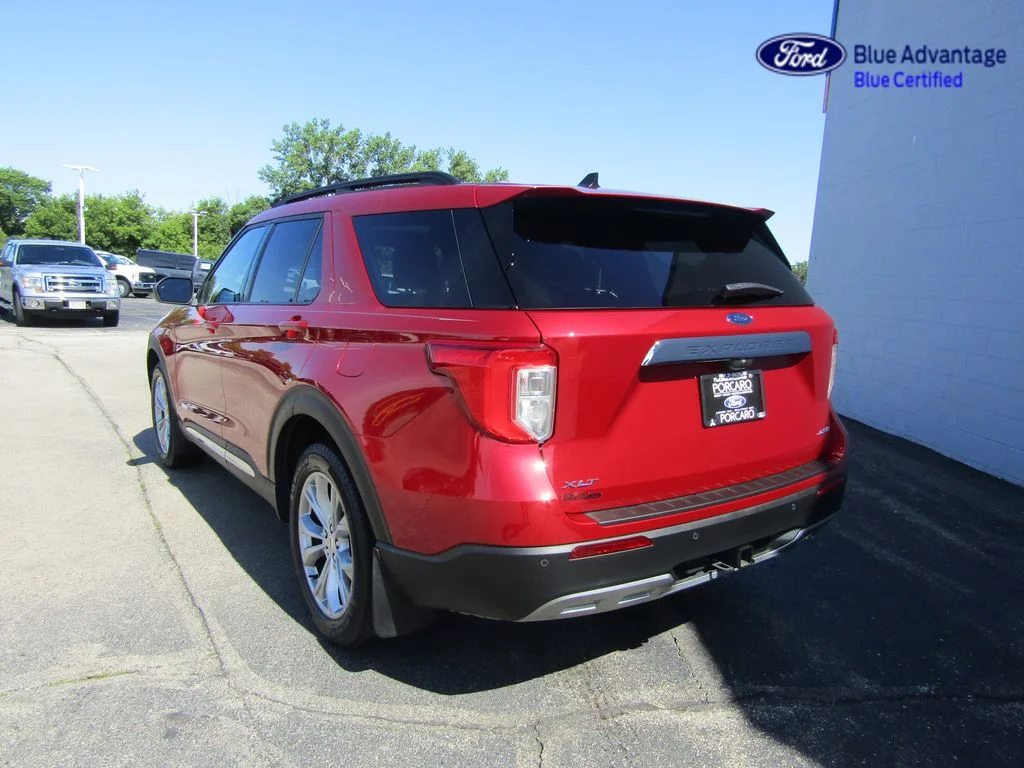 Certified Used 2024 Rapid Red Metallic Tinted Clearcoat Ford XLT image 4