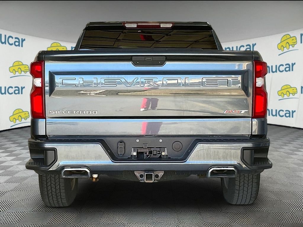 Used 2020 Gray Chevrolet RST image 5