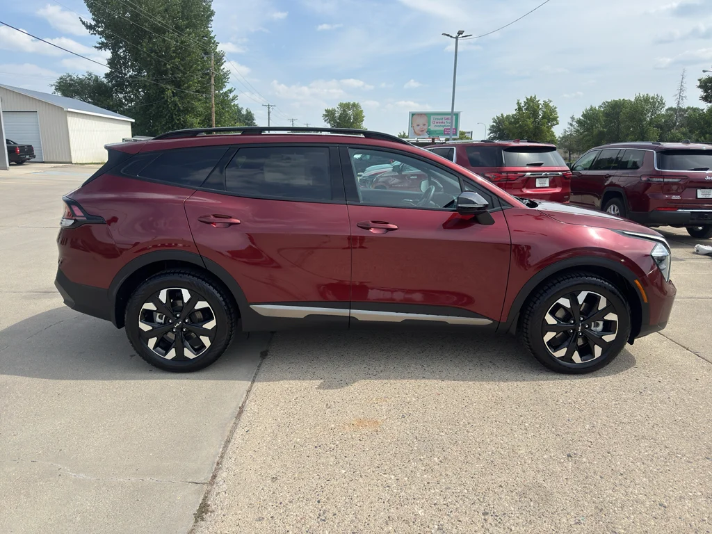 Used 2023 DAWNING RED Kia X-Line image 5