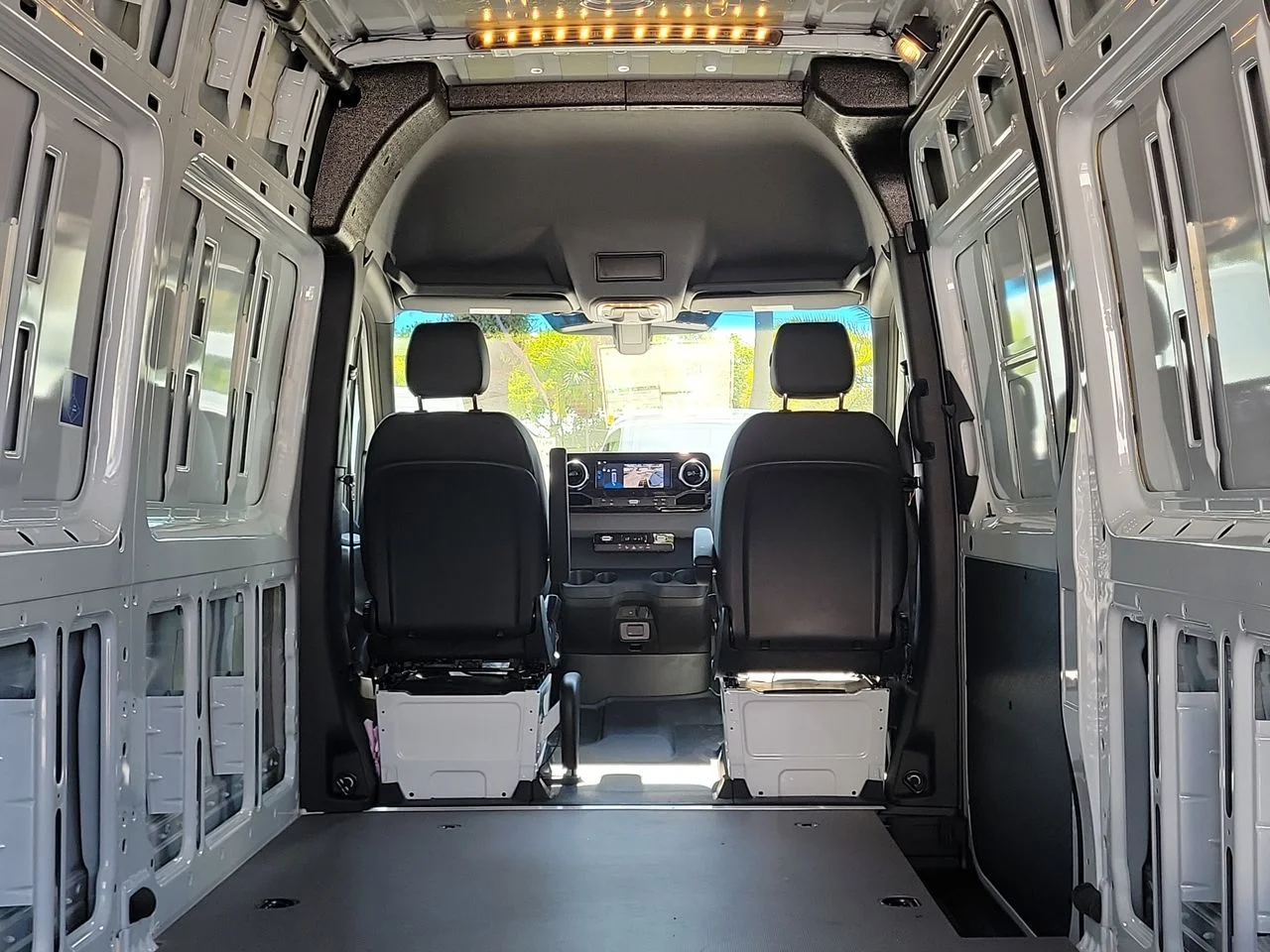 2025 Mercedes-Benz Sprinter Cargo Van Base - Photo 9