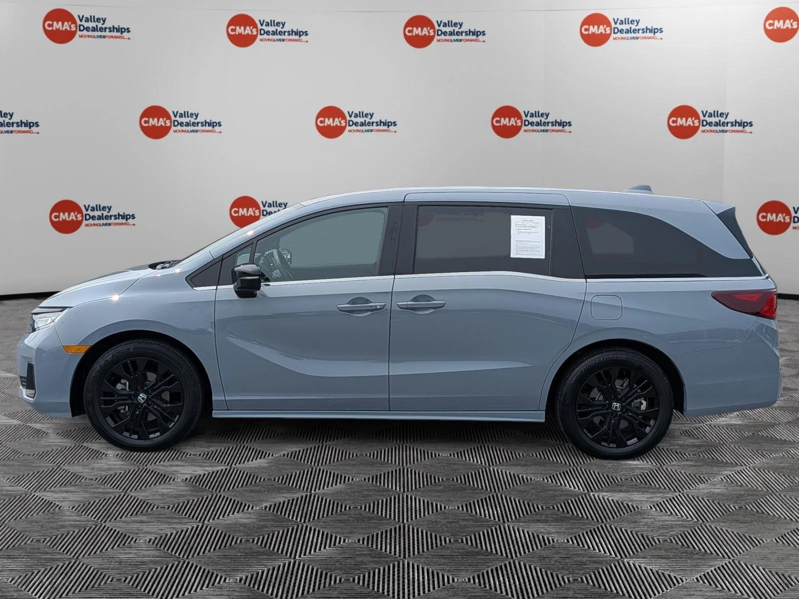Used 2025 Sonic Gray Pearl Honda Sport-L image 8