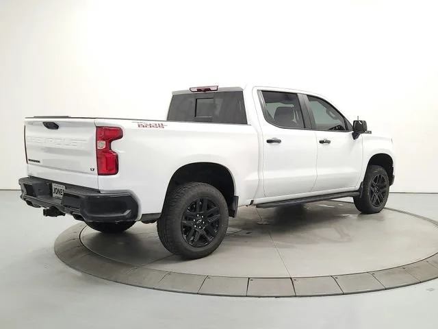 Used 2024 Summit White Chevrolet LT Trail Boss image 7