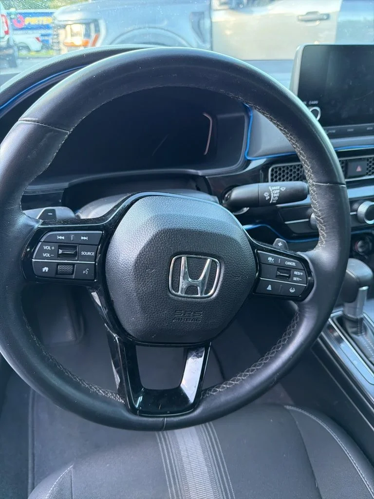 Used 2024  Honda Sport image 10